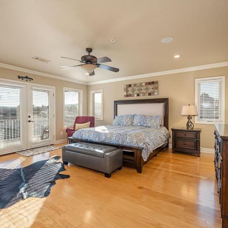 Views!! Luxury Condo W/Gourmet Kitchen, Breathtaking Views 레이크해밀턴 외부 사진